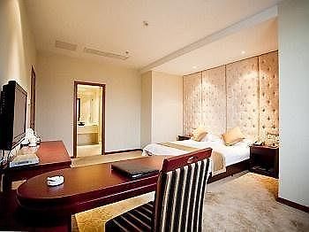 Bauhinia Hotel - Fenghua Xikouzhen Экстерьер фото